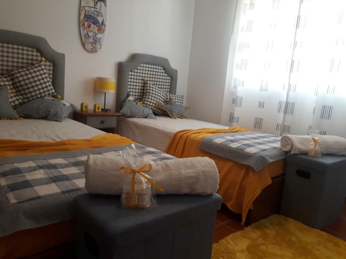 Apartamento Em D'El Rey-Obidos Beach & Surf Amoreira  Exterior photo