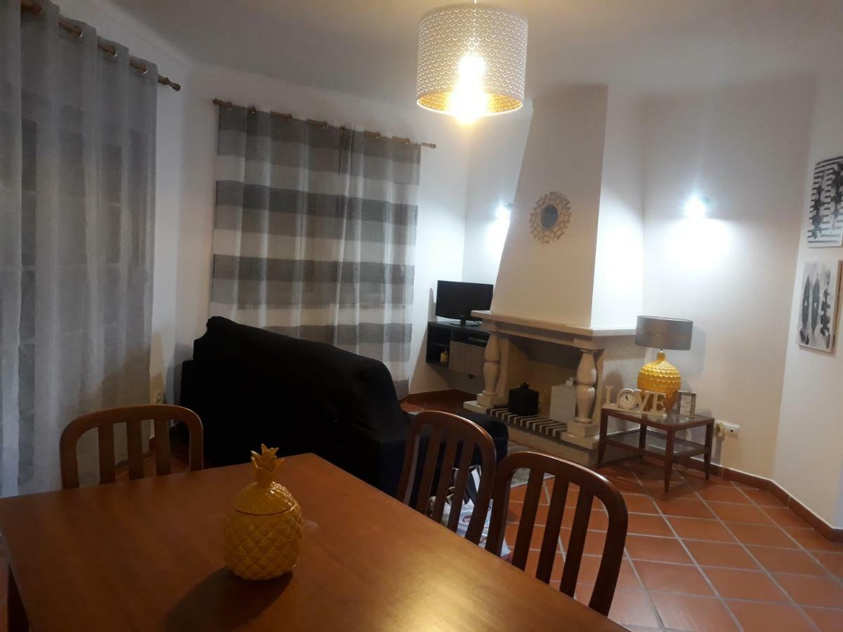 Apartamento Em D'El Rey-Obidos Beach & Surf Amoreira  Exterior photo